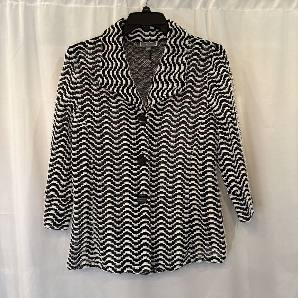 JM Collection Black and White Wave Pattern Jacket Meshy Gauze Whimsical